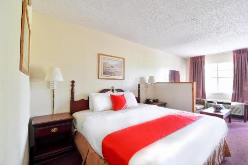 OYO Hotel Tyler Lindale - image 24