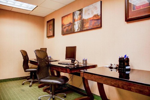 Holiday Inn Express Tyler South an IHG Hotel - image 14