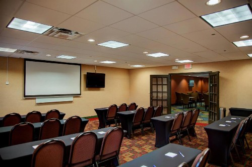 Holiday Inn Express Tyler South an IHG Hotel - image 31