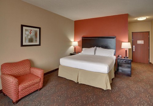 Holiday Inn Express Tyler South an IHG Hotel - image 36