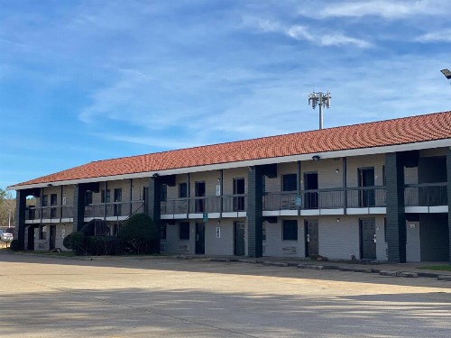 La Quinta Inn by Wyndham Tyler - image 25