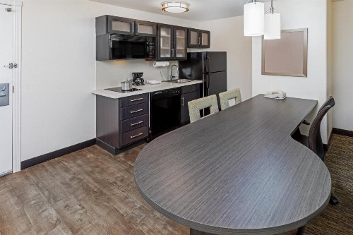 Candlewood Suites Tyler an IHG Hotel - image 16