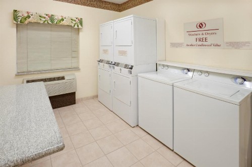 Candlewood Suites Tyler an IHG Hotel - image 23