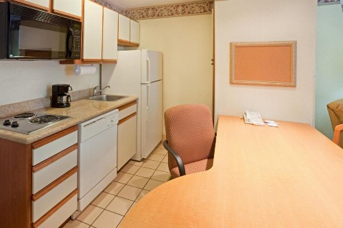 Candlewood Suites Tyler an IHG Hotel - image 26