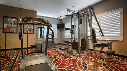 Best Western Plus Southpark Inn & Suites - image 10