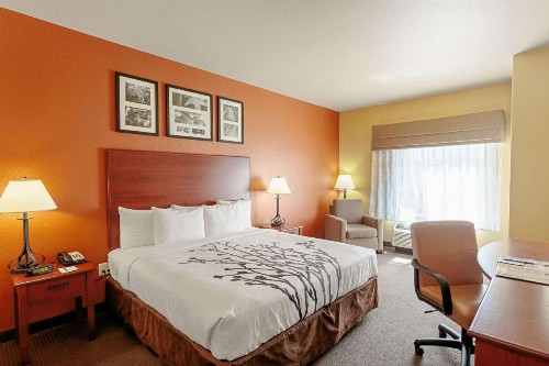 Sleep Inn & Suites Tyler - image 12