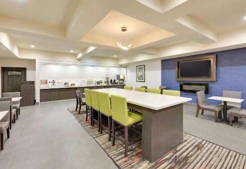 La Quinta by Wyndham Tyler South - image 9