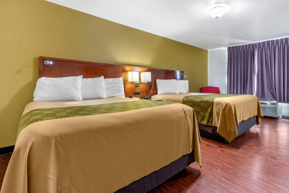 Rose City Inn & Suites - image 5