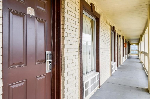 OYO Hotel Tyler Northwest Mineola Hwy - image 15
