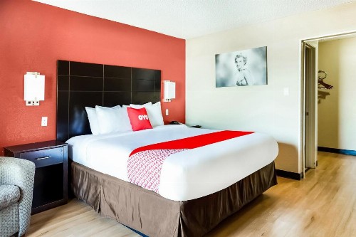 OYO Hotel Tyler Northwest Mineola Hwy - image 20