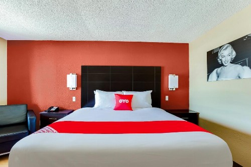 OYO Hotel Tyler Northwest Mineola Hwy - image 4