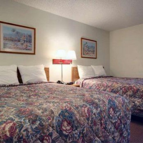 Country Side Inn - image 9