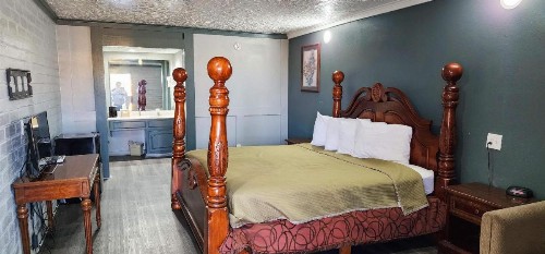 Stratford Inn Tyler - image 20