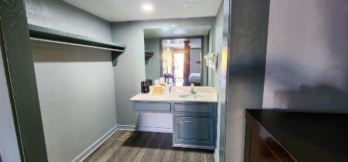 Stratford Inn Tyler - image 33