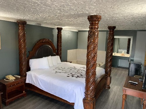 Stratford Inn Tyler - image 6
