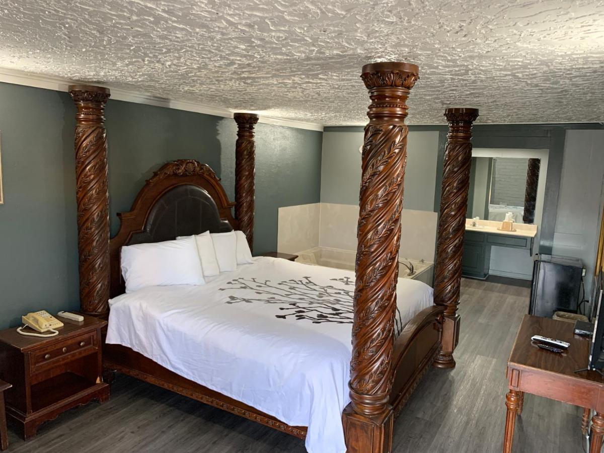 Stratford Inn Tyler - image 6