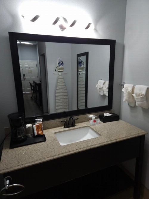 Executive Inn and Suites Tyler - image 7