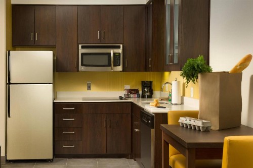 Residence Inn by Marriott Tyler - image 14