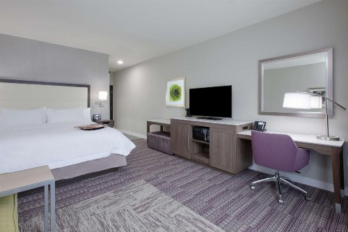 Hampton Inn & Suites Tyler-South - image 2