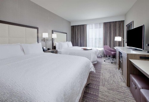 Hampton Inn & Suites Tyler-South - image 4