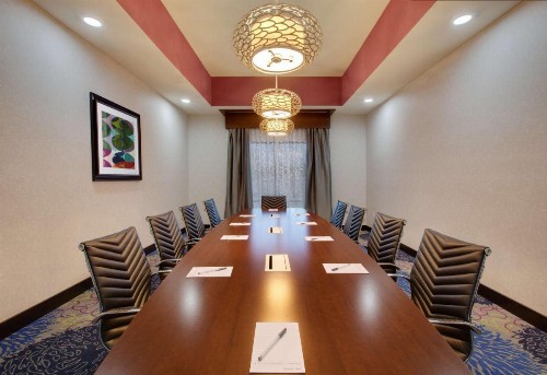 Hampton Inn & Suites Tyler-South - image 7