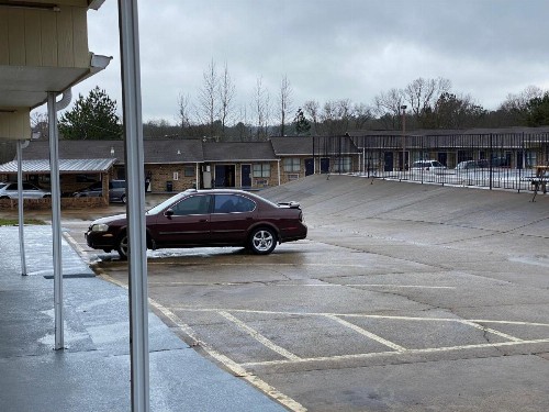 Town House Motel - image 20