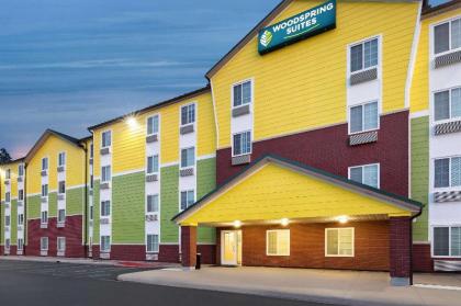 WoodSpring Suites Tyler Rose Garden