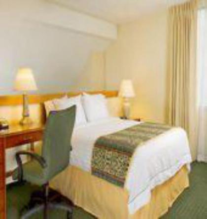 Hawthorn Suites by Wyndham Vienna VA