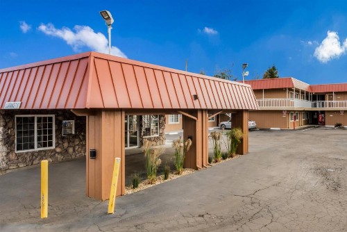 Americas Best Value Inn - Ukiah - image 18