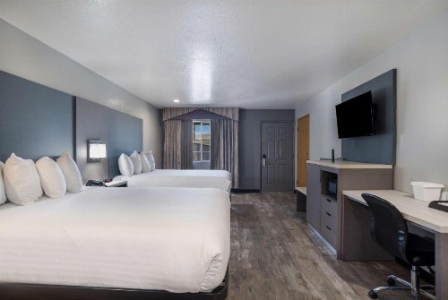 Travelodge by Wyndham Ukiah - image 4