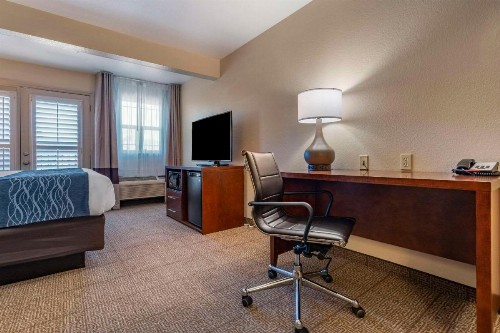Comfort Inn & Suites Ukiah Mendicino County - image 30