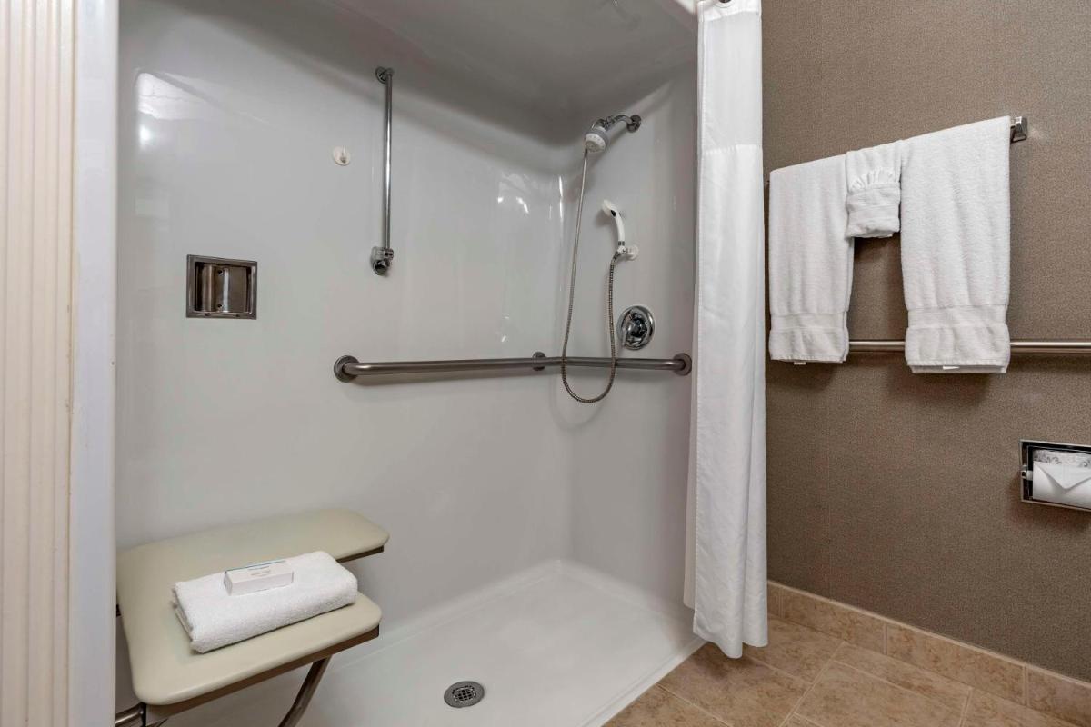 Hampton Inn Ukiah - image 2