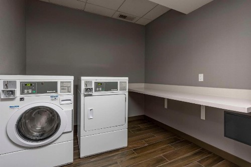 Hampton Inn Ukiah - image 21