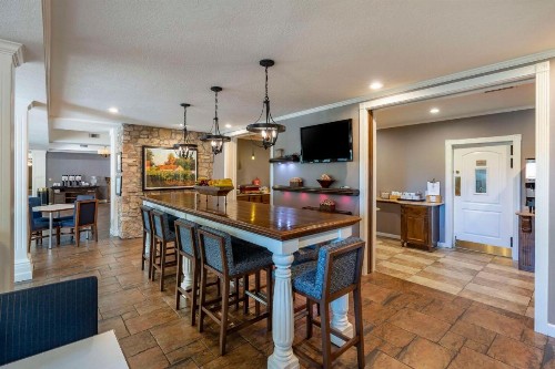 Hampton Inn Ukiah - image 24
