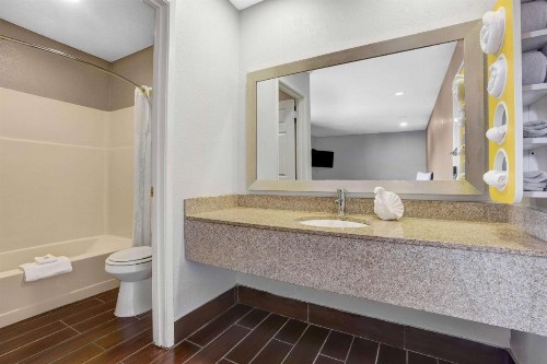 Motel 6-Ukiah CA - North - image 21