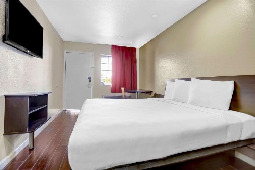 Motel 6-Ukiah CA - North - image 4