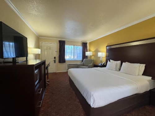 Quality Inn Ukiah Downtown - image 26