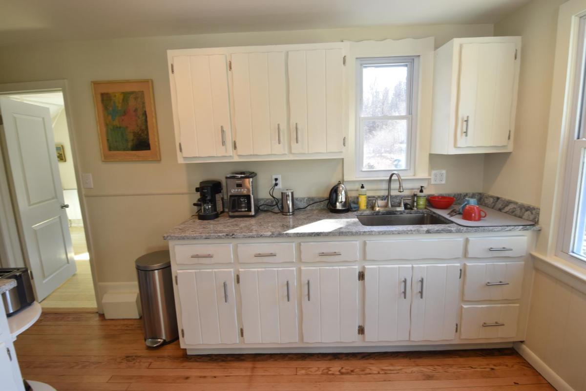 Sturgeon Pool Lake House - image 6