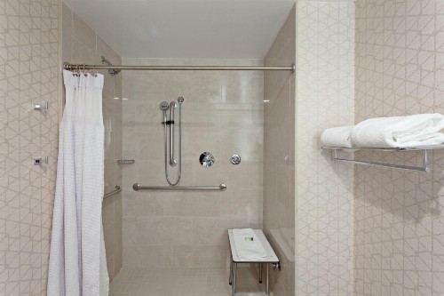 Crowne Plaza Silicon Valley North - Union City an IHG Hotel - image 29