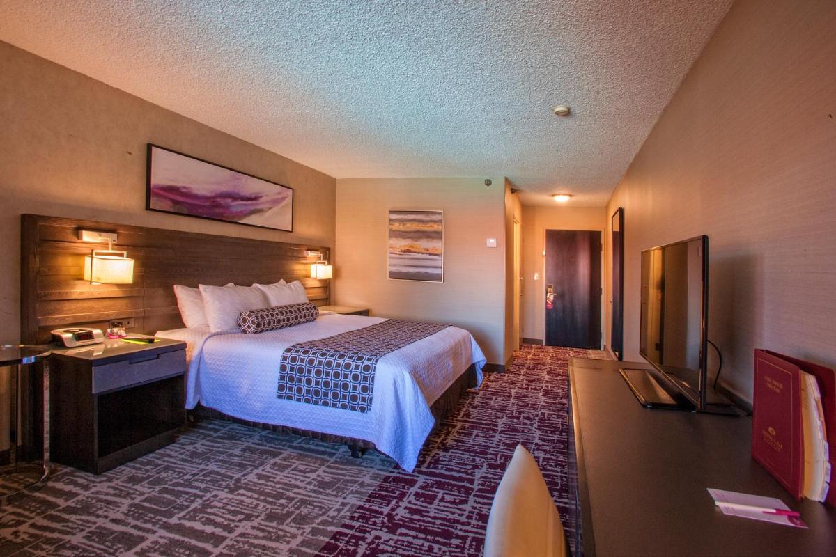 Crowne Plaza Silicon Valley North - Union City an IHG Hotel - image 3