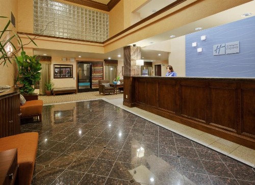 Holiday Inn Express Hotel Union City an IHG Hotel - image 18