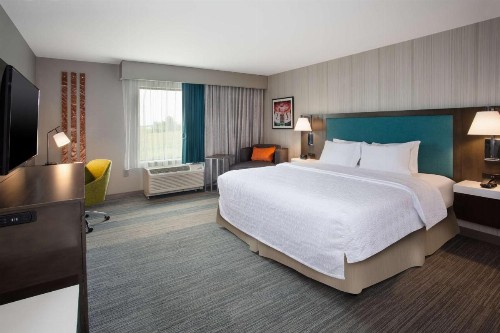 Hampton Inn Union City - image 13