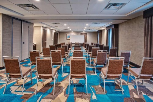 Hampton Inn Union City - image 5