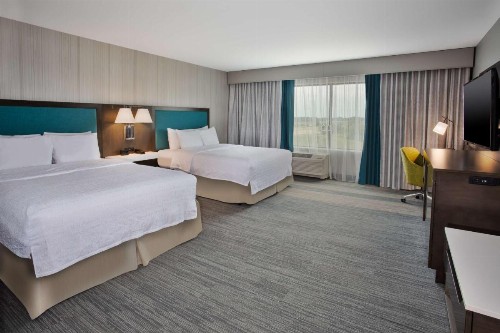 Hampton Inn Union City - image 6