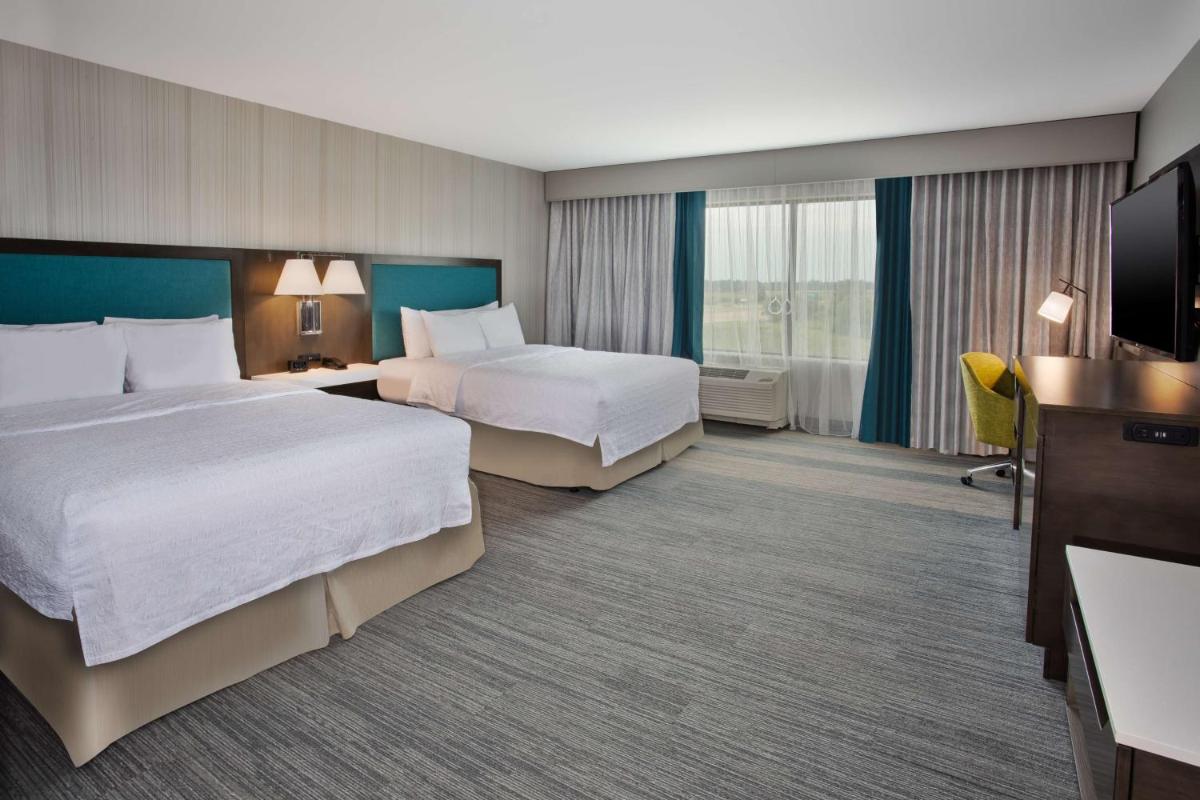 Hampton Inn Union City - image 6