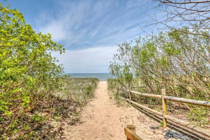 Alluring Union Pier House with Deck and Fire Pit!