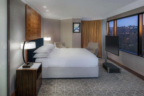 Hilton Los Angeles-Universal City - image 16