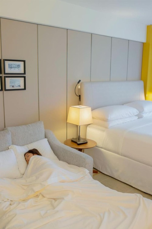 Sheraton Universal - image 44