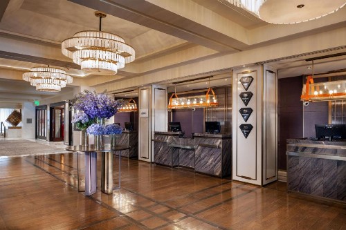 Sheraton Universal - image 7