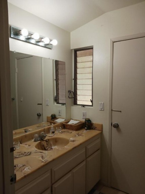 Mini Mansion in Hollywood Hills - image 47